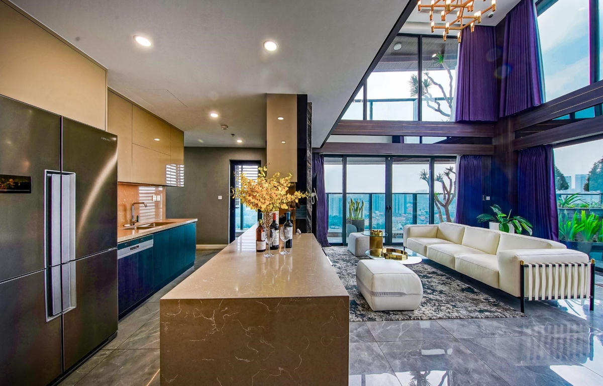 Hệ thống kính Low-E cùng thiết bị bàn giao cao cấp cũng là điểm cộng mang đến trải nghiệm sống tiện nghi và sang trọng cho cư dân Sunshine Diamond River.