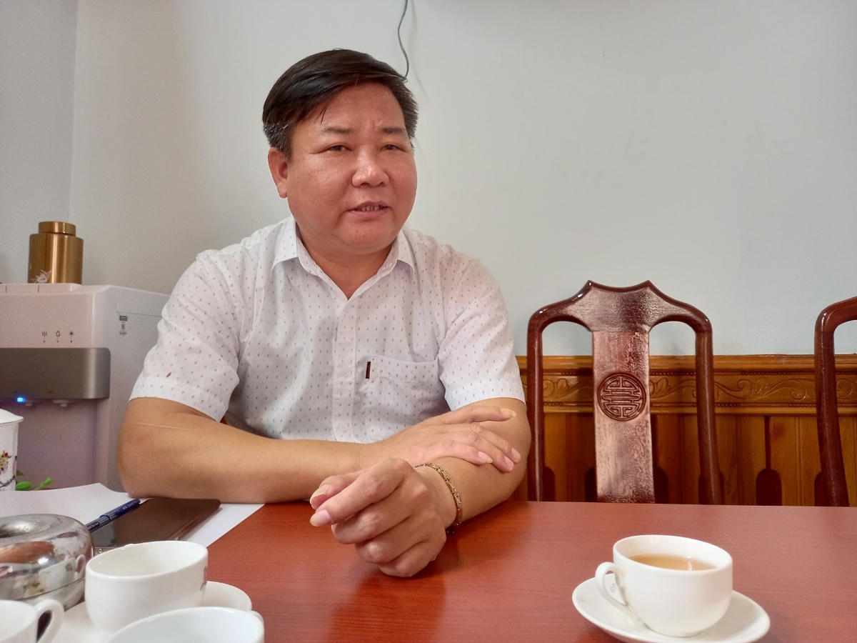 Ông Trịnh Đình Khoa bị cách chức Chủ tịch UBND thị trấn Quý Lộc vì liên quan đến nhiều vi phạm về tài chính, đất đai... trên địa bàn.