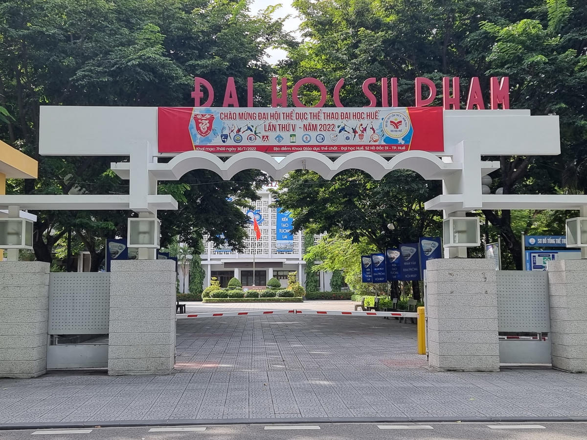 Trường Đại học Sư Phạm, Đại học Huế nơi PGS.TS Nguyễn Đình Luyện đang công tác.