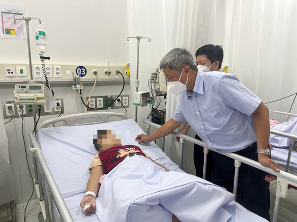 Điều trị bệnh nhân mắc sốt xuất huyết tại TPHCM. Ảnh: TL.