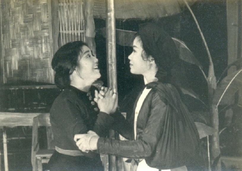 Cảnh trong vở opera “Cô Sao” công diễn năm 1965.