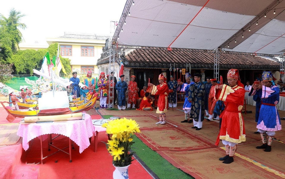 1503-le-khao-le-the-linh-hoang-sa-11.jpg