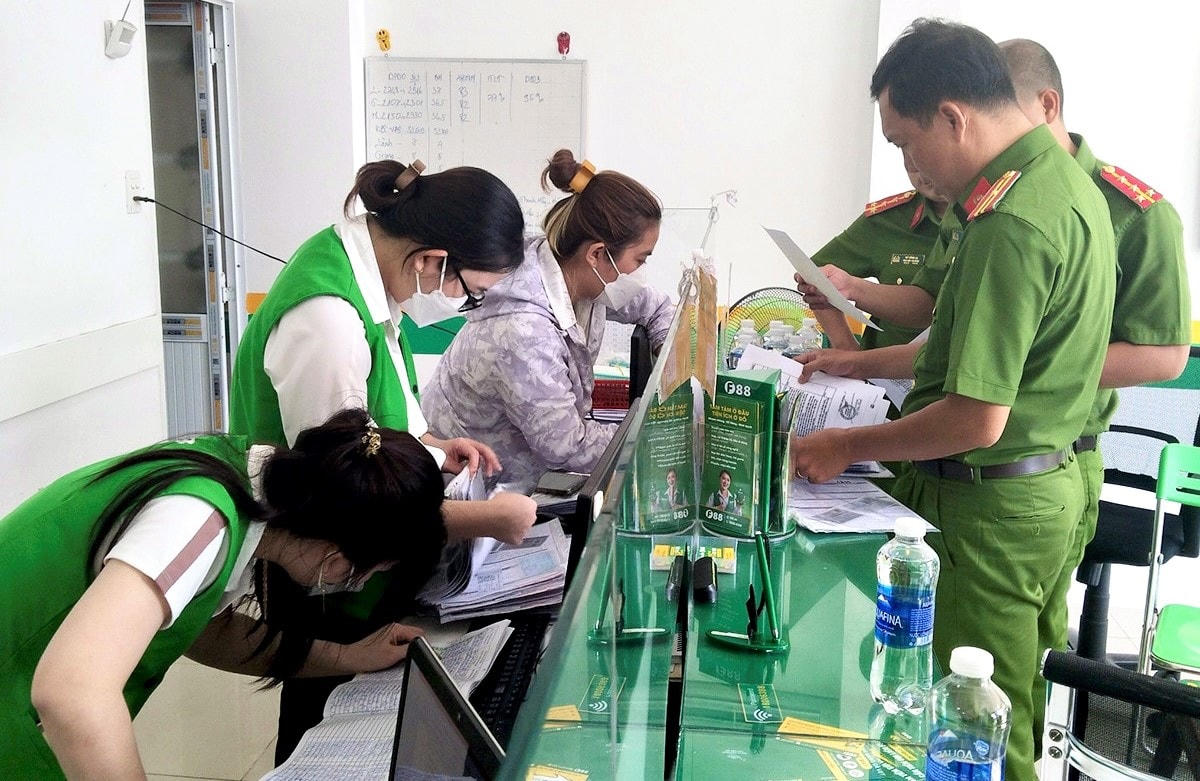Công an tỉnh Bạc Liêu kiểm tra hành chính các chi nhánh của Công ty F88 trên địa bàn.