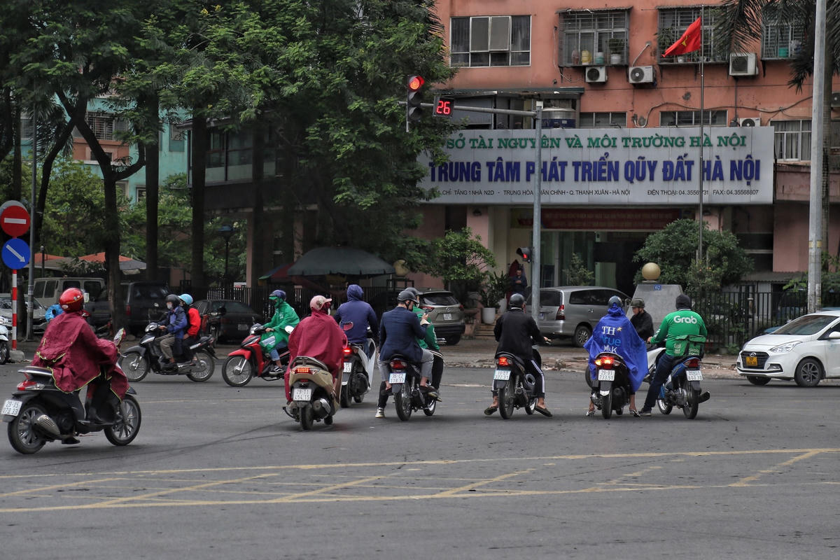 Theo ghi nhận, việc vượt đèn đỏ đa phần là các tài xế lái xe công nghệ thường xuyên vi phạm.
