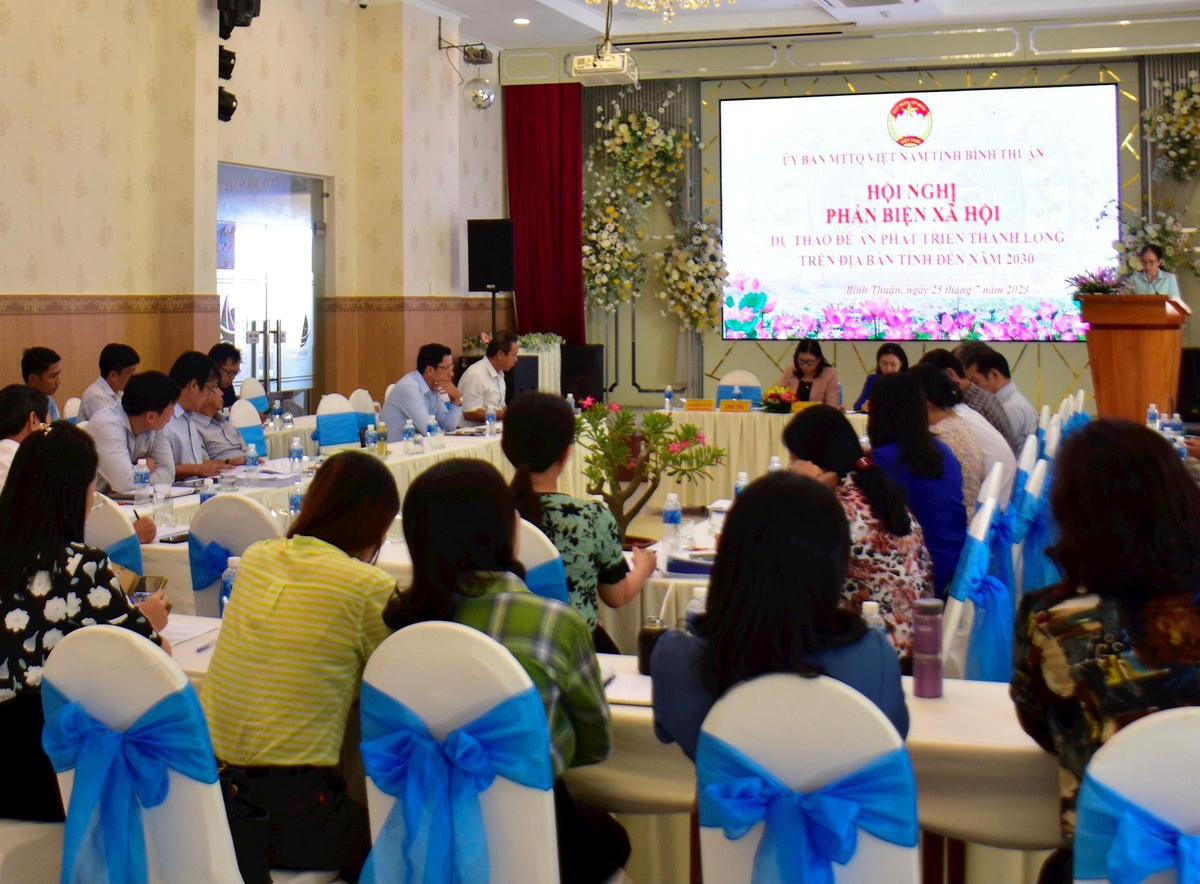 Quang cảnh hội nghị.