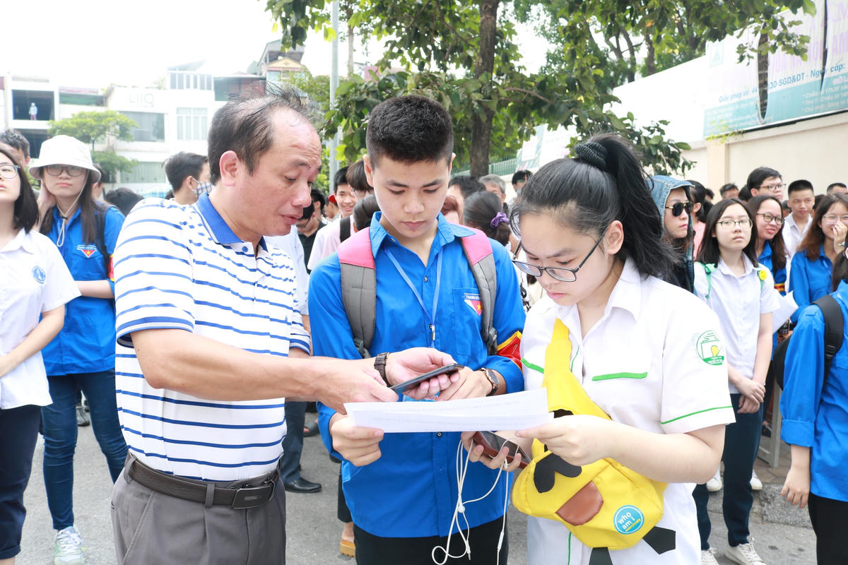 Chi tiết đăng ký dự tuyển vào lớp 10 tại Hà Nội: Trường nào có tỷ lệ chọi cao nhất?