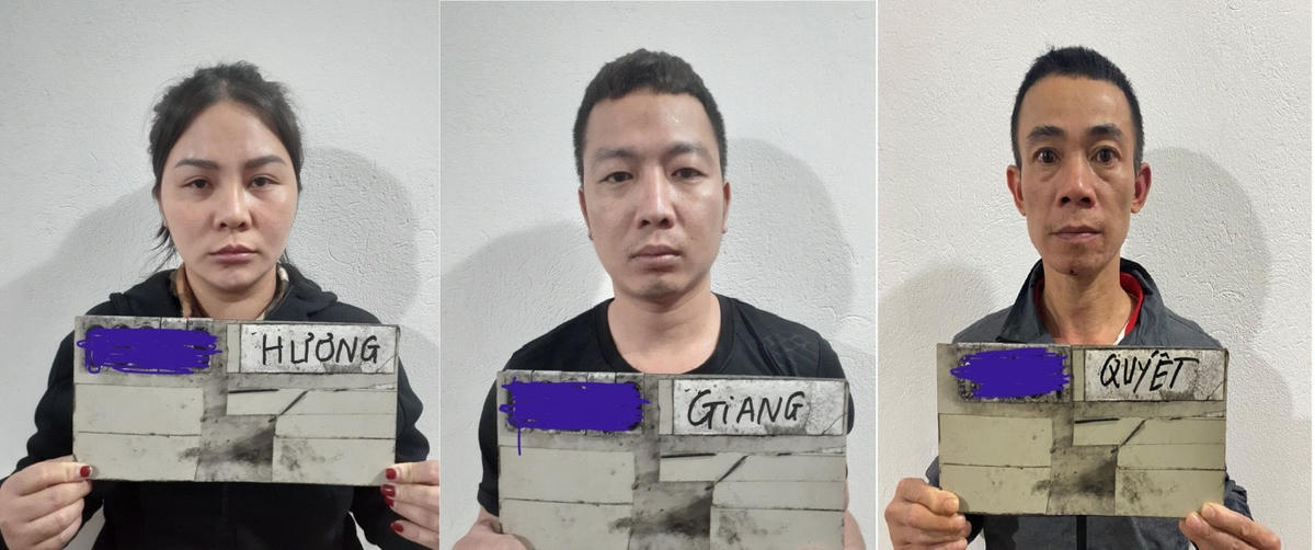 Ba đổi tượng Hương, Giang và Quyết.