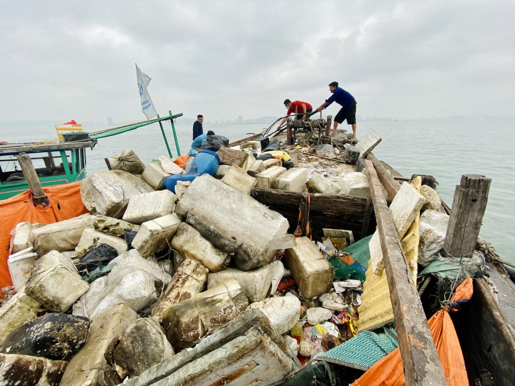 Việc ra quân thu gom phao xốp, rác thải trên biển sẽ được thực hiện trong 3 ngày liên tục từ 24-26/3.