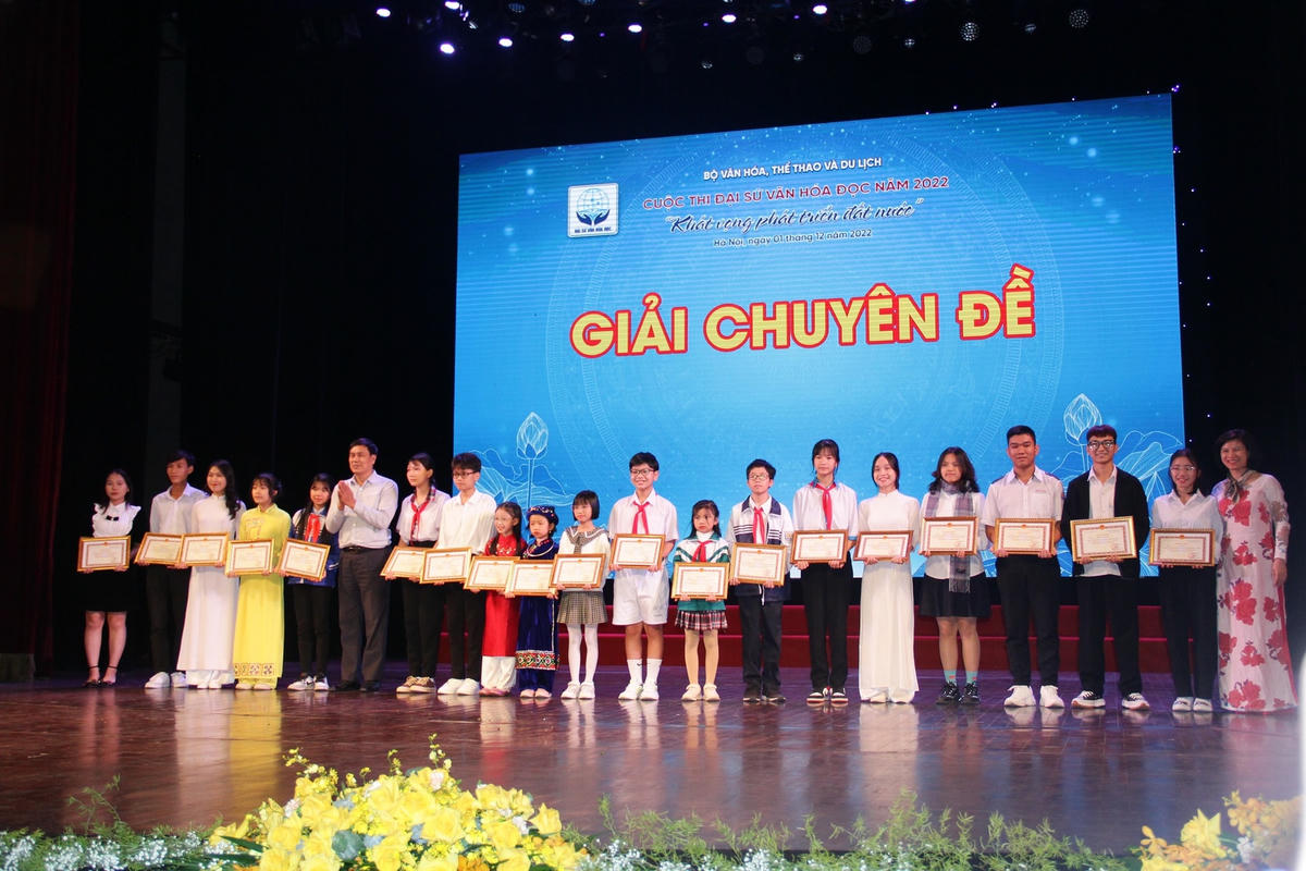 Trao giải cuộc thi Đại sứ văn hóa đọc năm 2022