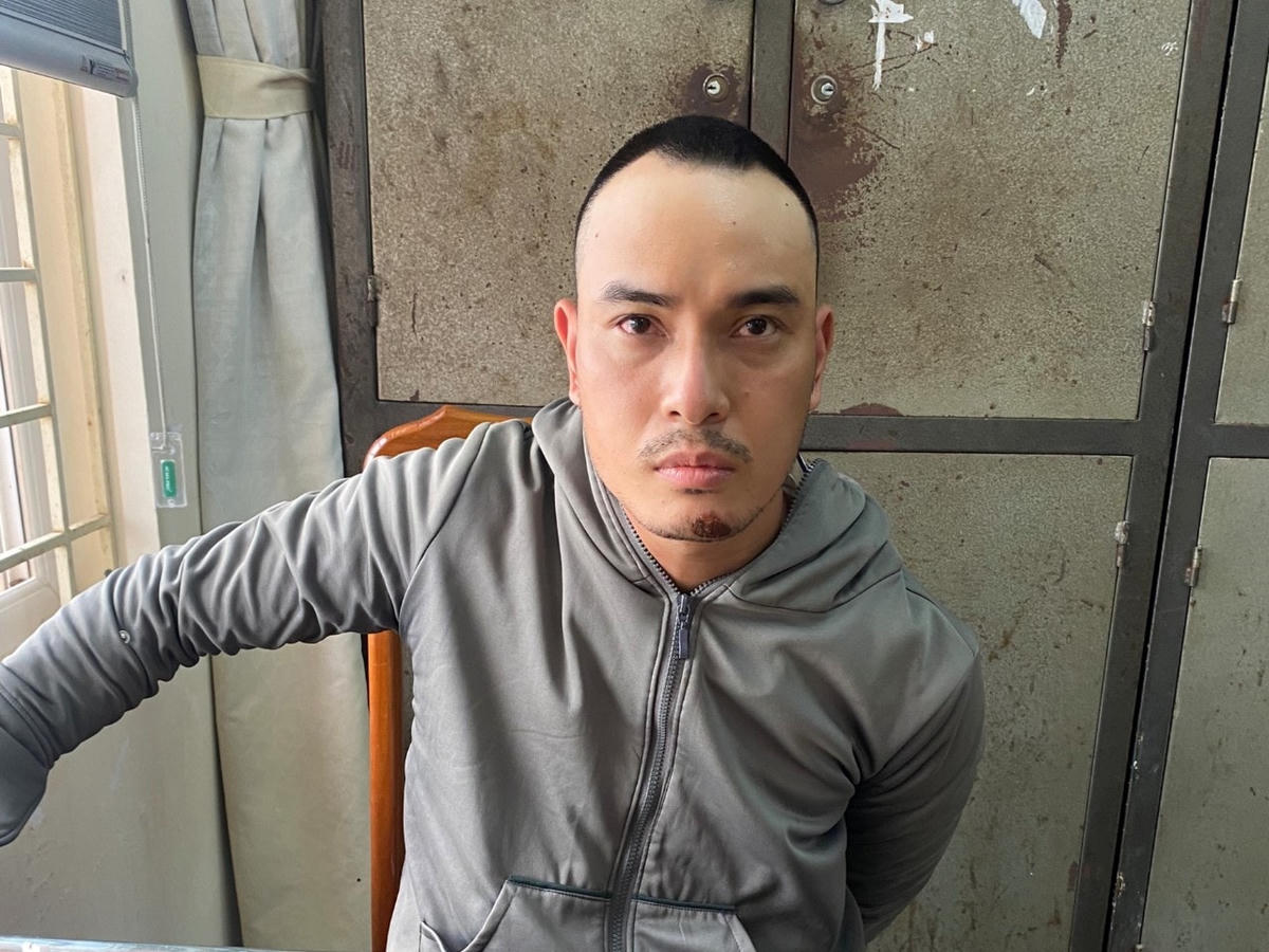 Đối tượng C. tại cơ quan Công an.