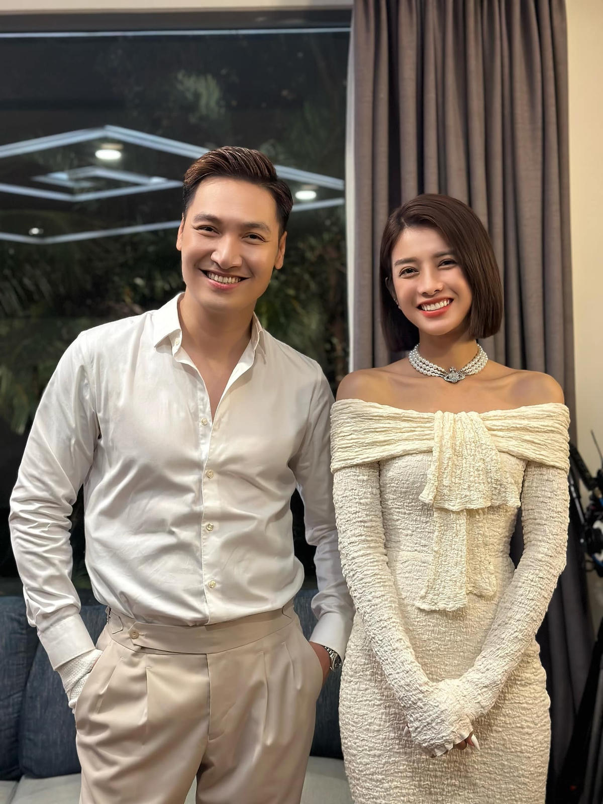 Trong phim, Mỹ Duyên là em gái của Mạnh Trường. Ảnh: FBNV. 