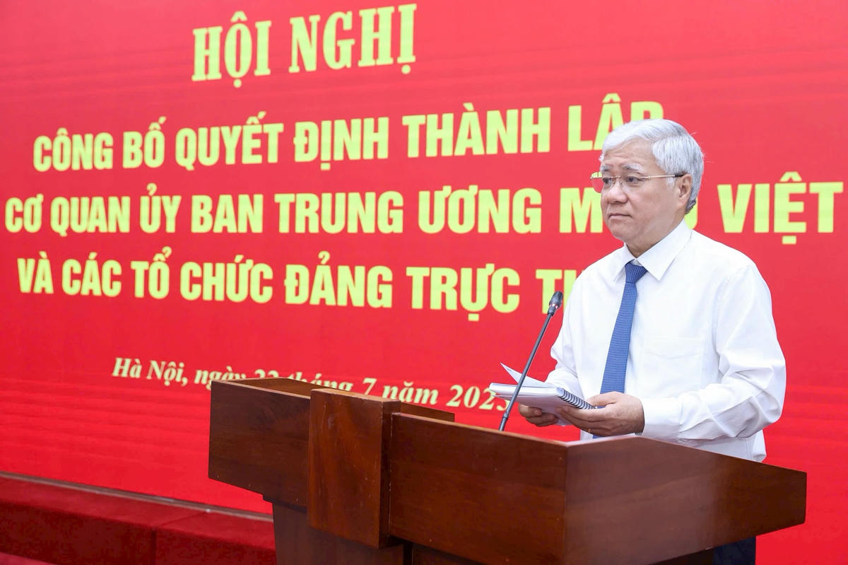 Chủ tịch Đỗ Văn Chiến phát biểu tại Hội nghị. Ảnh: Quang Vinh