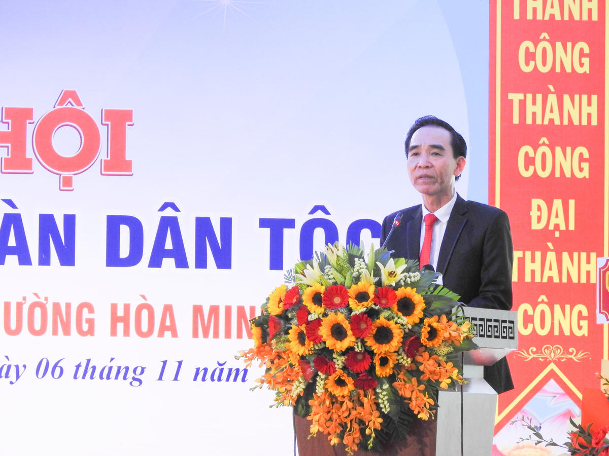 Trưởng Ban Công tác Mặt trận Khu dân cư Hòa Mỹ 6 Huỳnh Ngọc Chính cho biết trong năm 2022 cả 3 tổ dân phố thuộc khu dân cư đều được Ủy ban MTTQ Việt Nam phường Hòa Minh khen thưởng. Ảnh: Thanh Tùng.