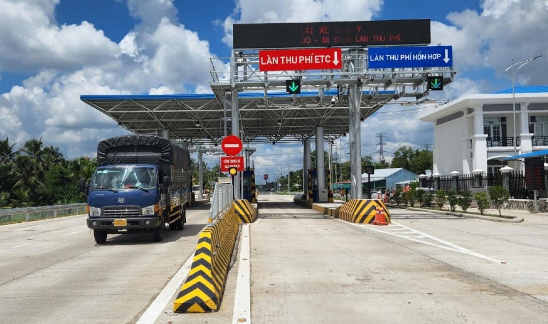 Cao tốc Trung Lương - Mỹ Thuận bắt đầu thu phí.