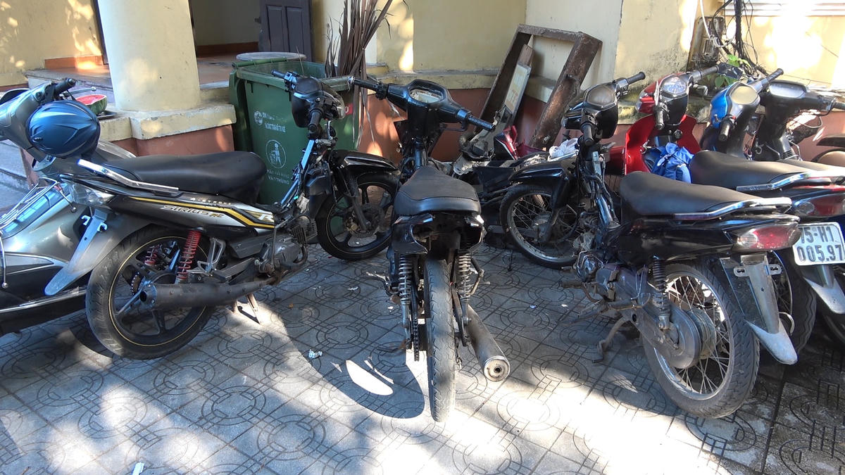 Tang vật vụ án. Ảnh: Công Quang.