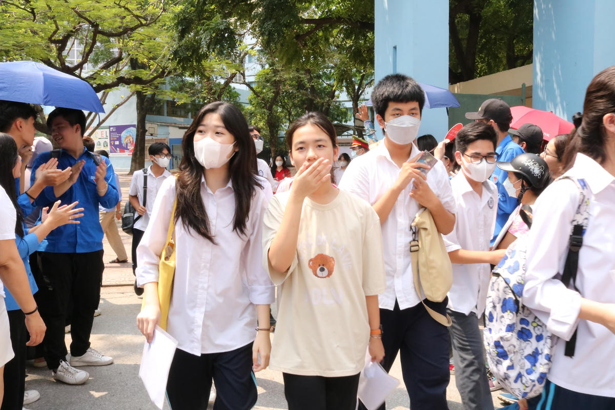 Thí sinh dự thi vào lớp 10 tại Hà Nội.