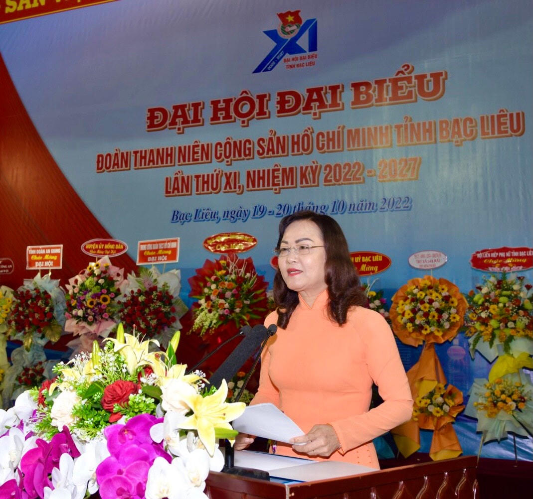Phó Bí thư thường trực Tỉnh ủy Bạc Liêu Lê Thị Ái Nam phát biểu tại đại hội.