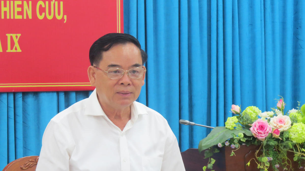 Ông Trần Ngọc Tam, Chủ tịch UBND tỉnh Bến Tre vui mừng và cảm ơn đoàn công tác về địa phương khảo sát.