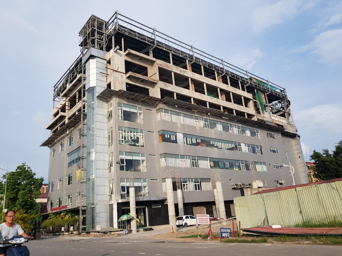 Trung tâm thương mại AP Plaza.