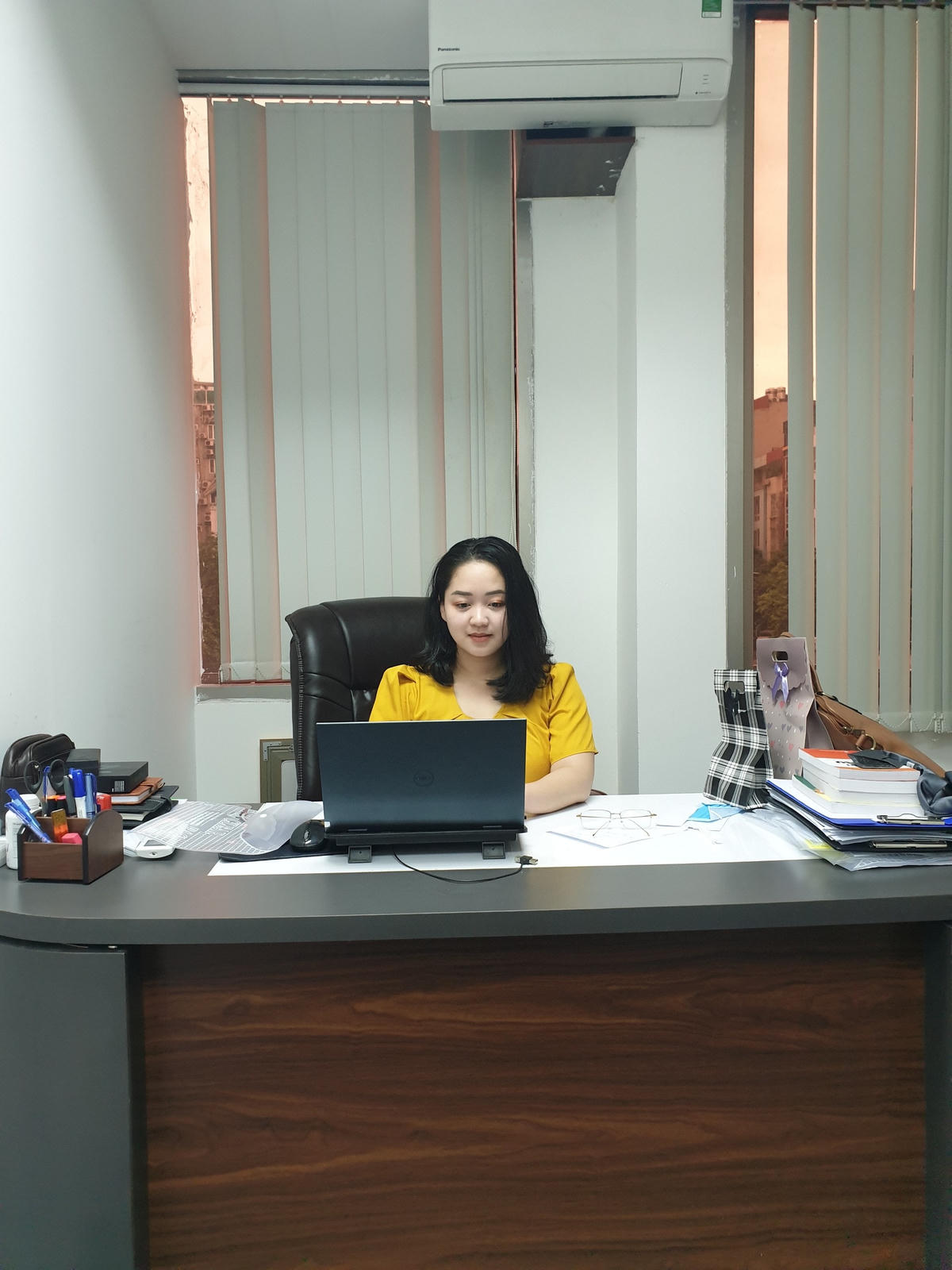 Luật sư Dương Ánh Nga cho rằng, giáo sư Michiko Yoshii có quyền khởi kiện nhà sản xuất phim "Em và Trịnh".