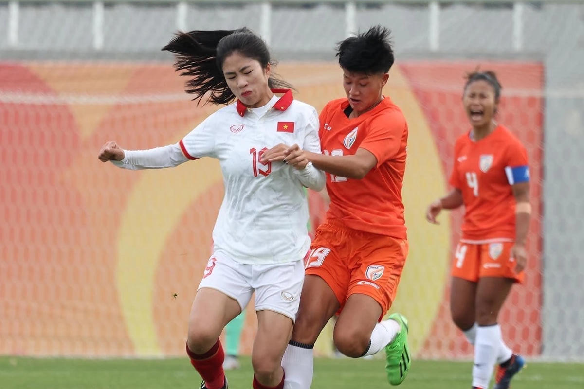 Tuyển nữ Việt Nam thắng thuyết phục Ấn Độ 3-1 (Ảnh: IFT).