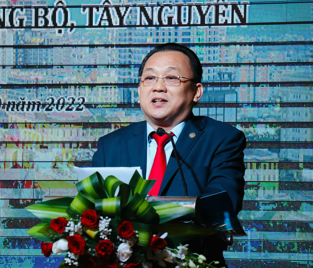  Ông Lê Hữu Hoàng, Phó Chủ tịch Thường trực UBND tỉnh Khánh Hòa, phát biểu tại hội thảo.