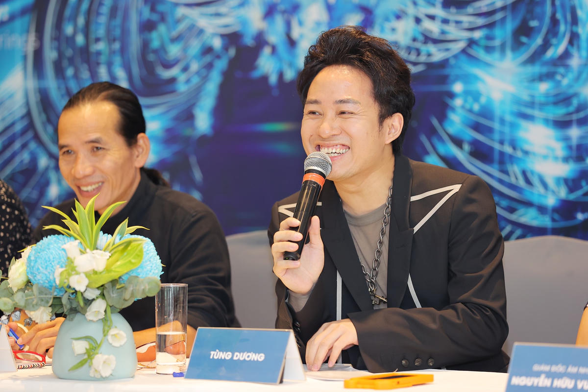 Ca sĩ Tùng Dương chia sẻ về Live Concert 20 năm ca hát.