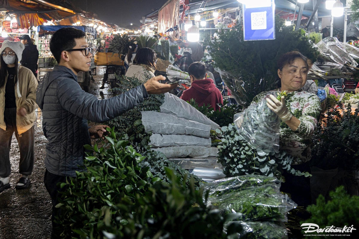 W_cho_hoa_quang_ba-le-khanh21.jpg