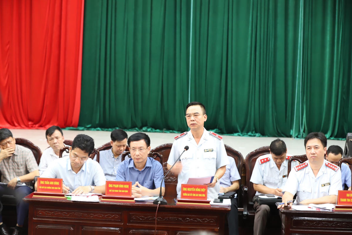 Trưởng ban Tiếp dân Trung ương Nguyễn Hồng Điệp tại cuộc đối thoại. 