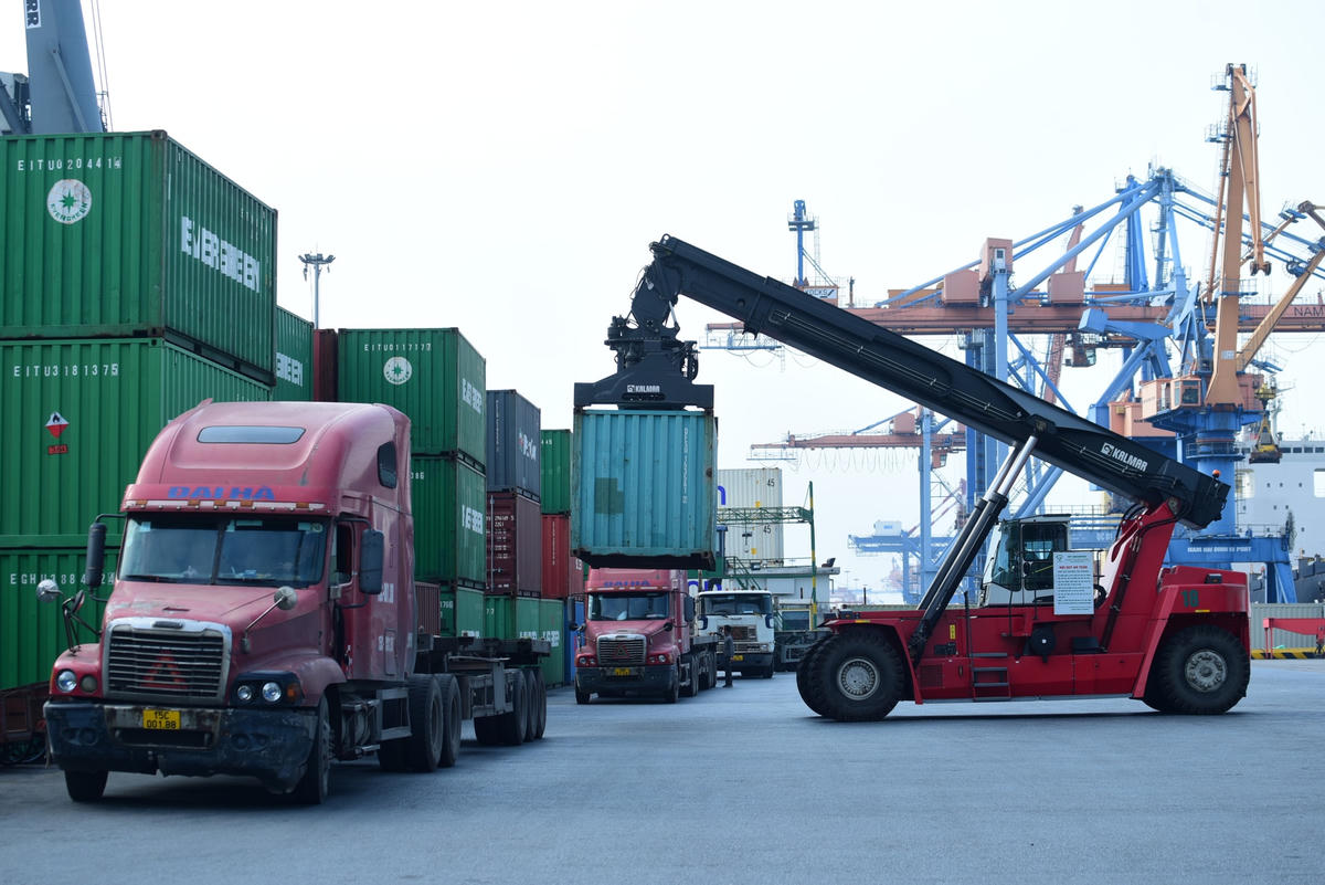 Doanh nghiệp chủ động tìm kiếm cơ hội để xuất khẩu. Ảnh: Quang Vinh.