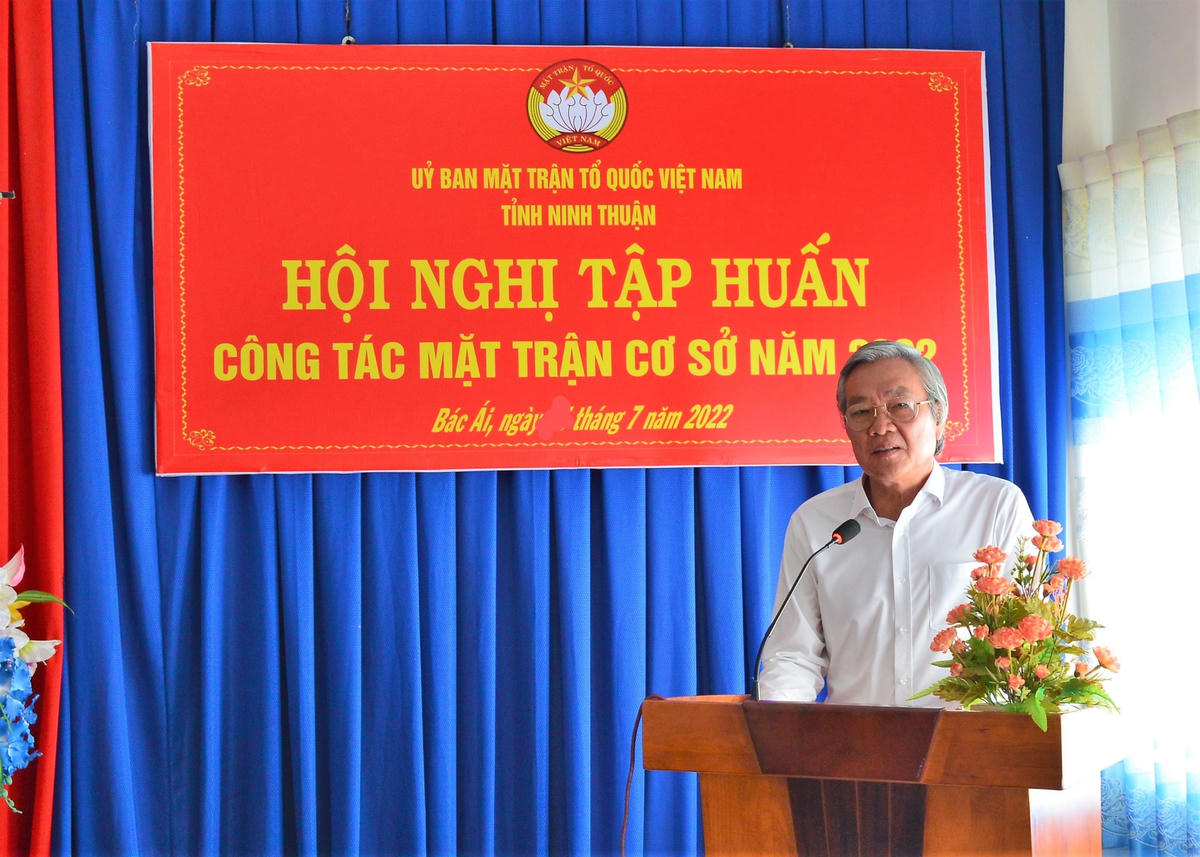 Ông Lê Văn Bình, Chủ tịch Ủy ban MTTQ Việt Nam tỉnh Ninh Thuận, Phát biểu tại hội nghị.