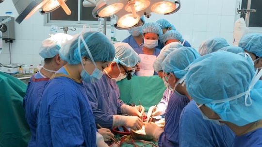 TP HCM hỗ trợ hỗ trợ nhân lực chuyên khoa và nhân lực quản lý đối với những đơn vị bị thiếu hút nhân lực.