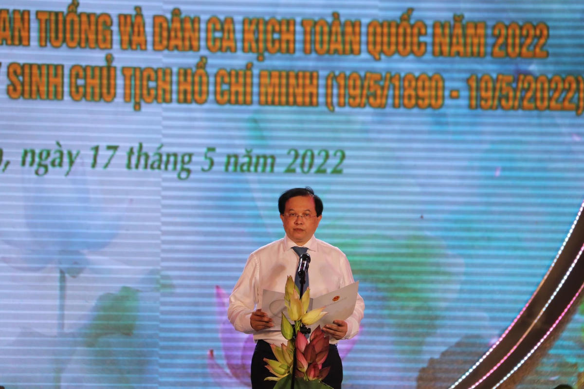 Thứ trưởng Bộ Văn hóa, Thể thao và Du lịch Tạ Quang Đông phát biểu tại Lễ khai mạc.