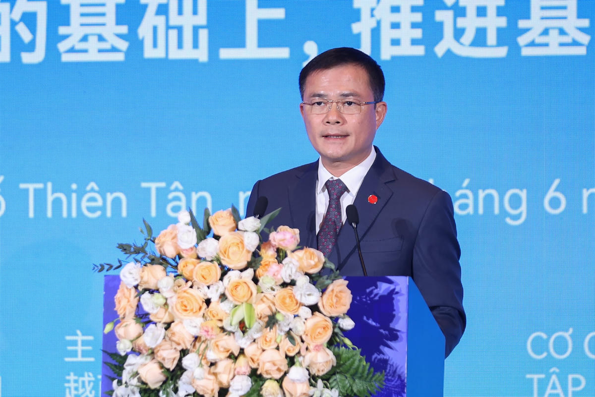 Thủ tướng: Cộng đồng doanh nghiệp là trụ cột quan trọng kết nối kinh tế Việt Nam – Trung Quốc- Ảnh 8.