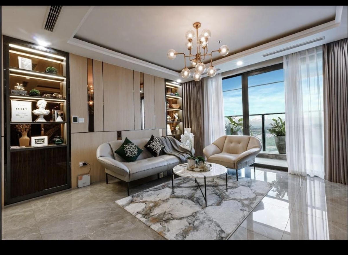 Nắng thu phương Nam nơi một góc căn hộ sang trọng Sunshine Diamond River ngay bên sông Sài Gòn. 