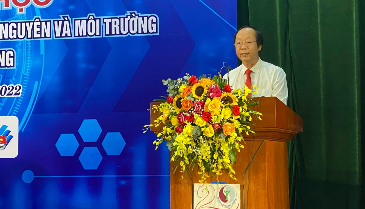 Thứ trưởng Bộ Tài nguyên và Môi trường Võ Tuấn Nhân phát biểu tại hội nghị.