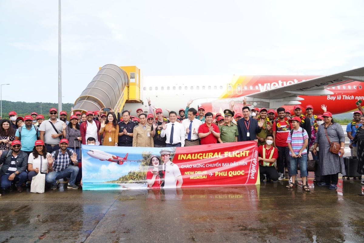 Tiếp tục mở rộng mạng bay đến Ấn Độ, Vietjet khai trương hai đường bay mới kết nối Phú Quốc với New Delhi, Mumbai