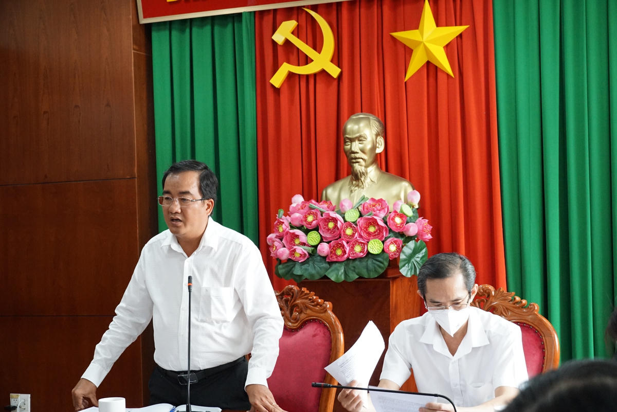 Đại diện lãnh đạo Ủy ban MTTQ Việt Nam TP Biên Hòa phát biểu. Ảnh: Mạnh Thìn.