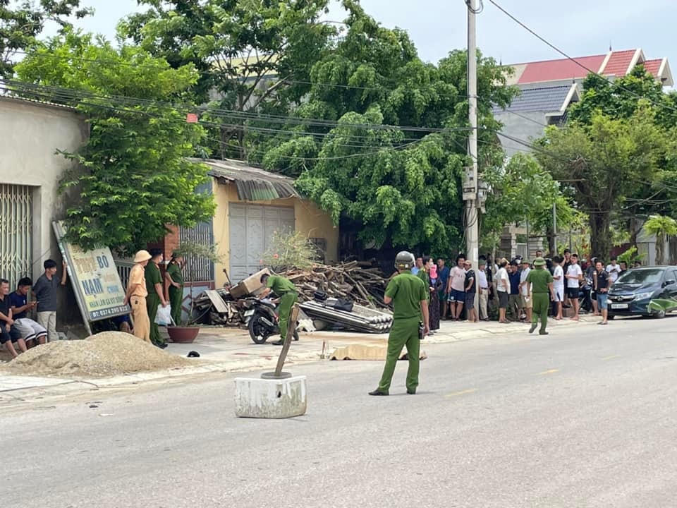 Hiện trường vụ án mạng.