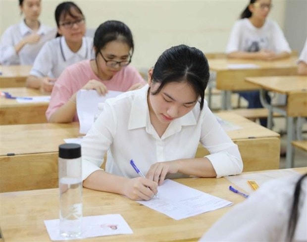 Học sinh dự thi vào lớp 10. Ảnh: TTXVN.