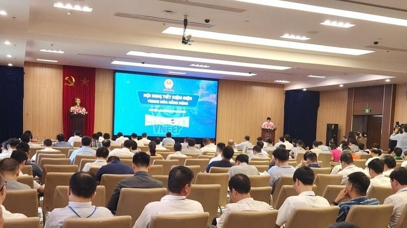 Quang cảnh hội nghị.