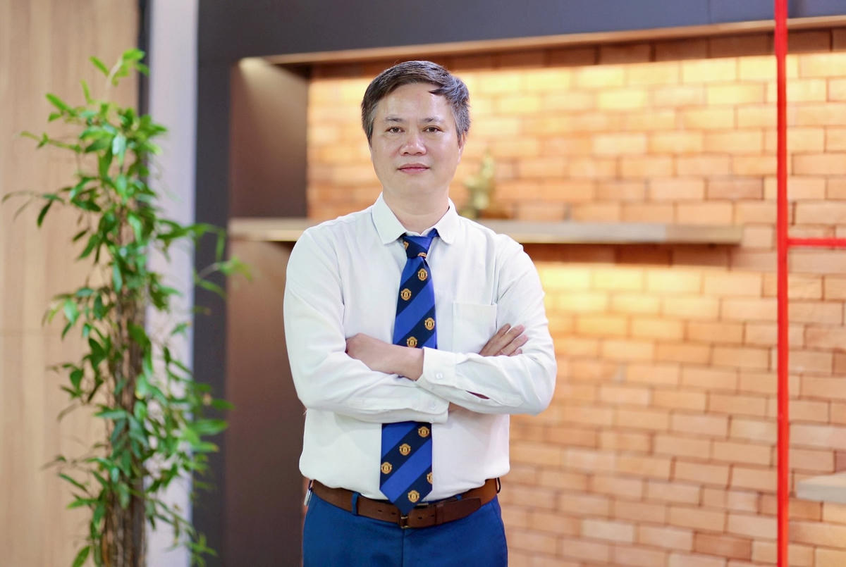 ongthi.jpg