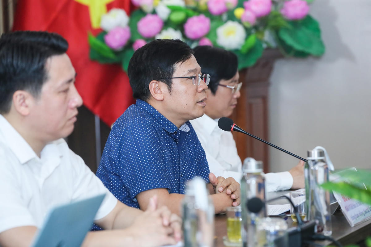 Nhà báo Đỗ Doãn Hoàng. Ảnh: Quang Vinh
