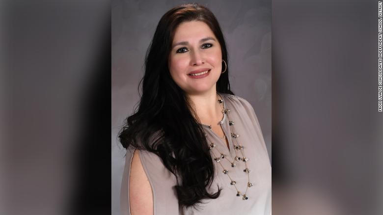 Irma Garcia là giáo viên tại Trường Tiểu học Robb. Ảnh: CNN.