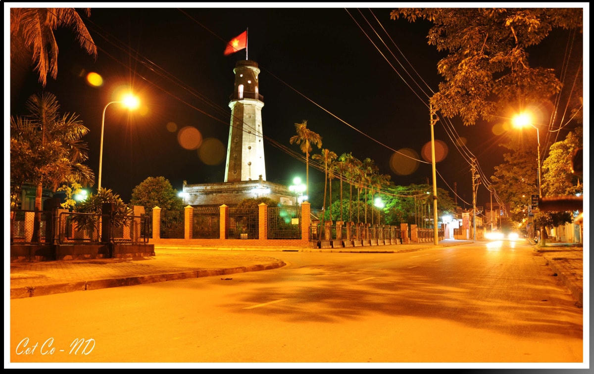 Cột cờ Nam Định.