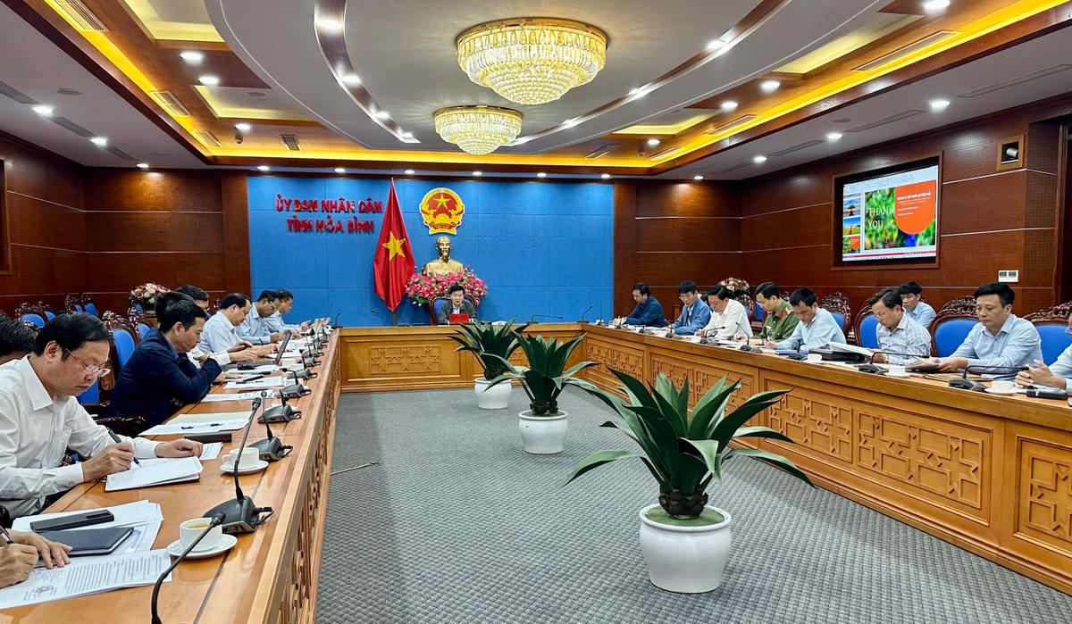 Ban tổ chức họp, chỉ đạo chuẩn bị cho hoạt động sắp tới của Hội chợ.