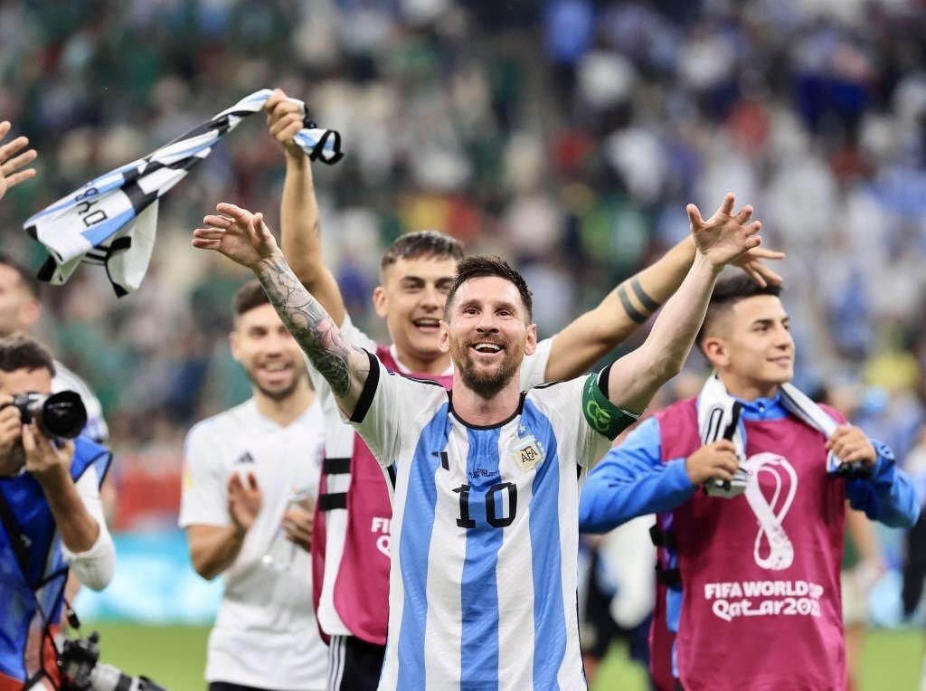 Nụ cười Messi - niềm vui Argentina, đã rất lâu rồi người hâm mộ mới được chứng kiến Messi vui sướng đến vậy khi ghi bàn và chiến thắng. Ảnh: Getty