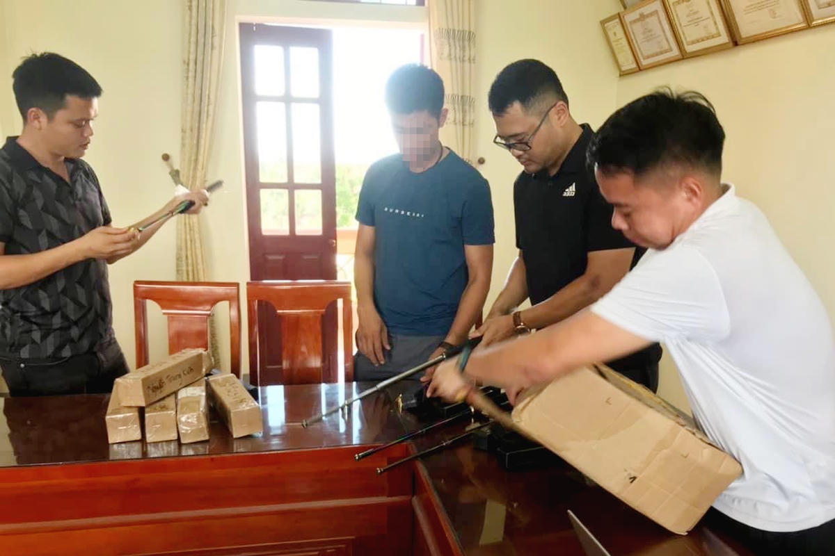 Khám xét tại nhà riêng của N.V.H.