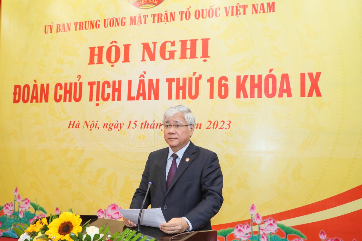Bí thư Trung ương Đảng, Chủ tịch UBTƯ MTTQ Việt Nam Đỗ Văn Chiến phát biểu tại Hội nghị. Ảnh: Quang Vinh.