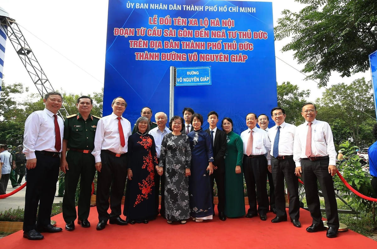 Lễ đổi tên đường Võ Nguyễn Giáp.